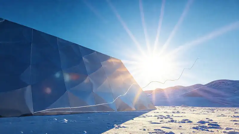 El diseño refleja la luz invernal optimizada