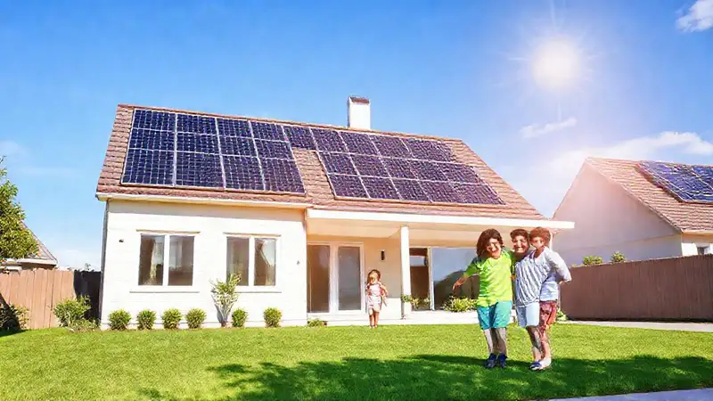 Paneles solares ofrecen energía limpia y brillante